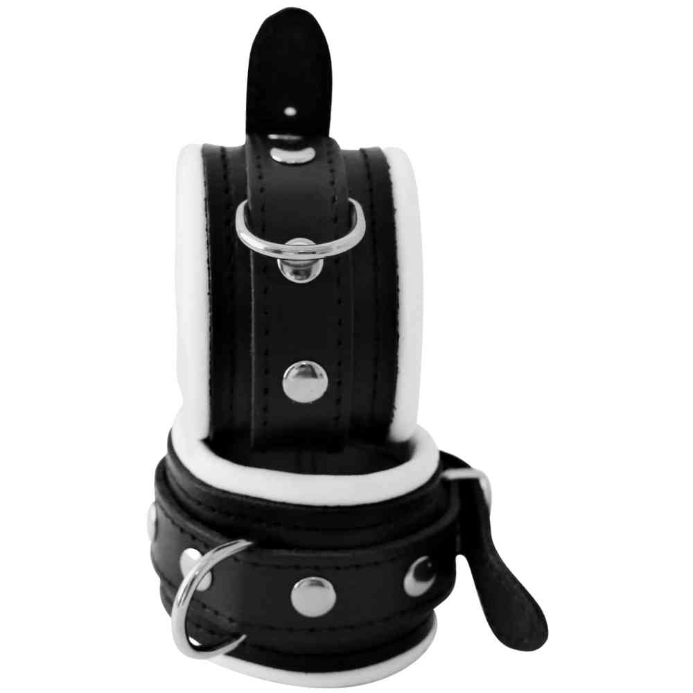 Leder-Handfessel mit Fesselring