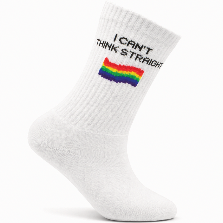 Pride Socken „I Can’t Think Straight“ mit Regenbogen
