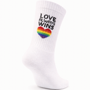 Pride Socken „Love Always Wins“ – Regenbogen Herz